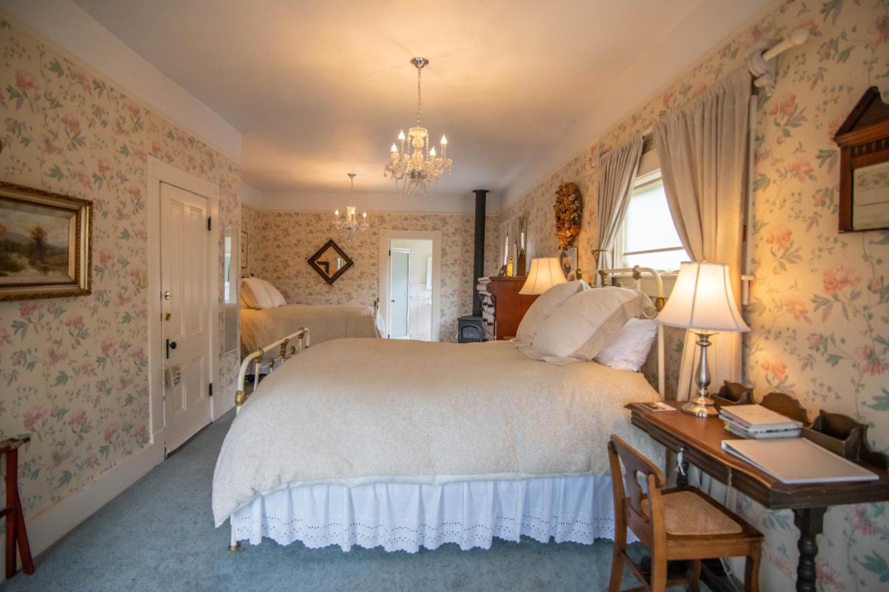 Clementine'S Guest House & Vacation Rentals 아스토리아 외부 사진