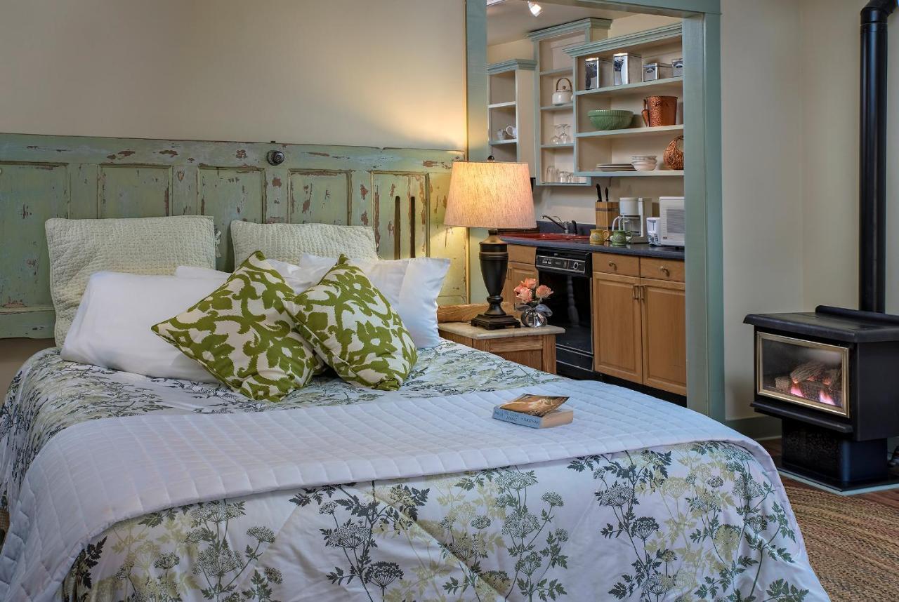 Clementine'S Guest House & Vacation Rentals 아스토리아 외부 사진