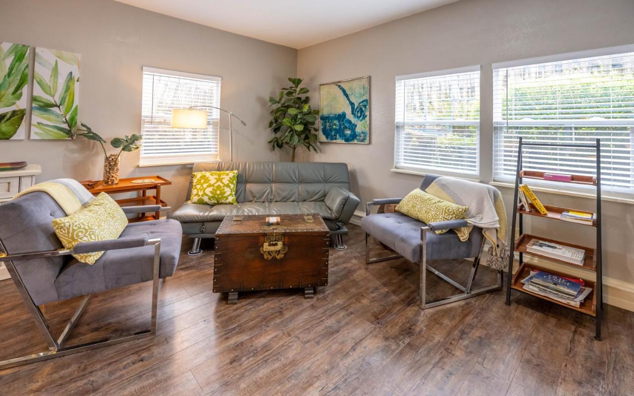 Clementine'S Guest House & Vacation Rentals 아스토리아 외부 사진