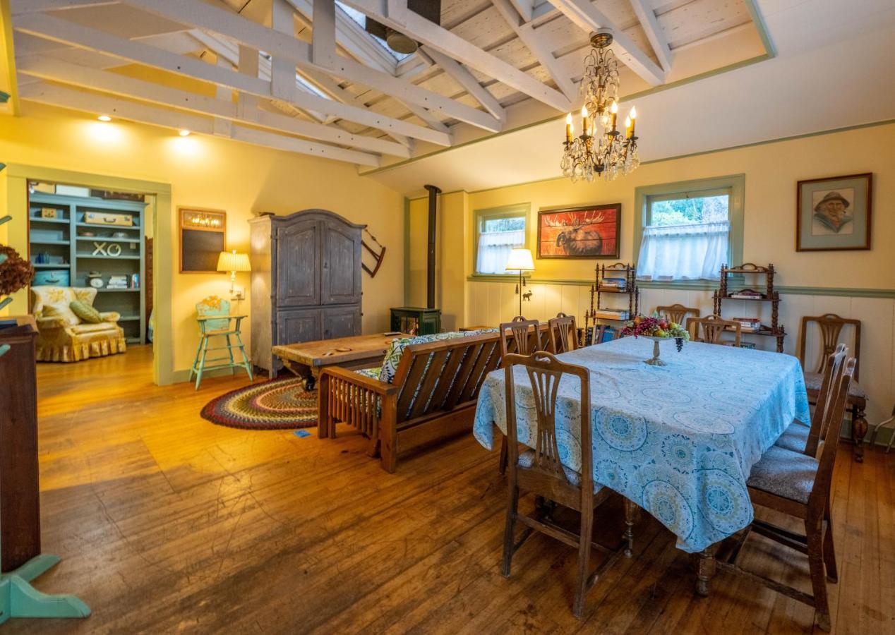 Clementine'S Guest House & Vacation Rentals 아스토리아 외부 사진
