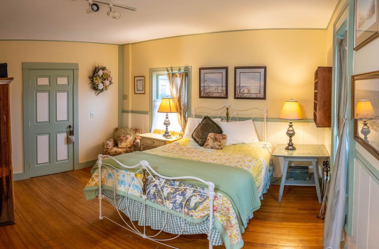 Clementine'S Guest House & Vacation Rentals 아스토리아 외부 사진